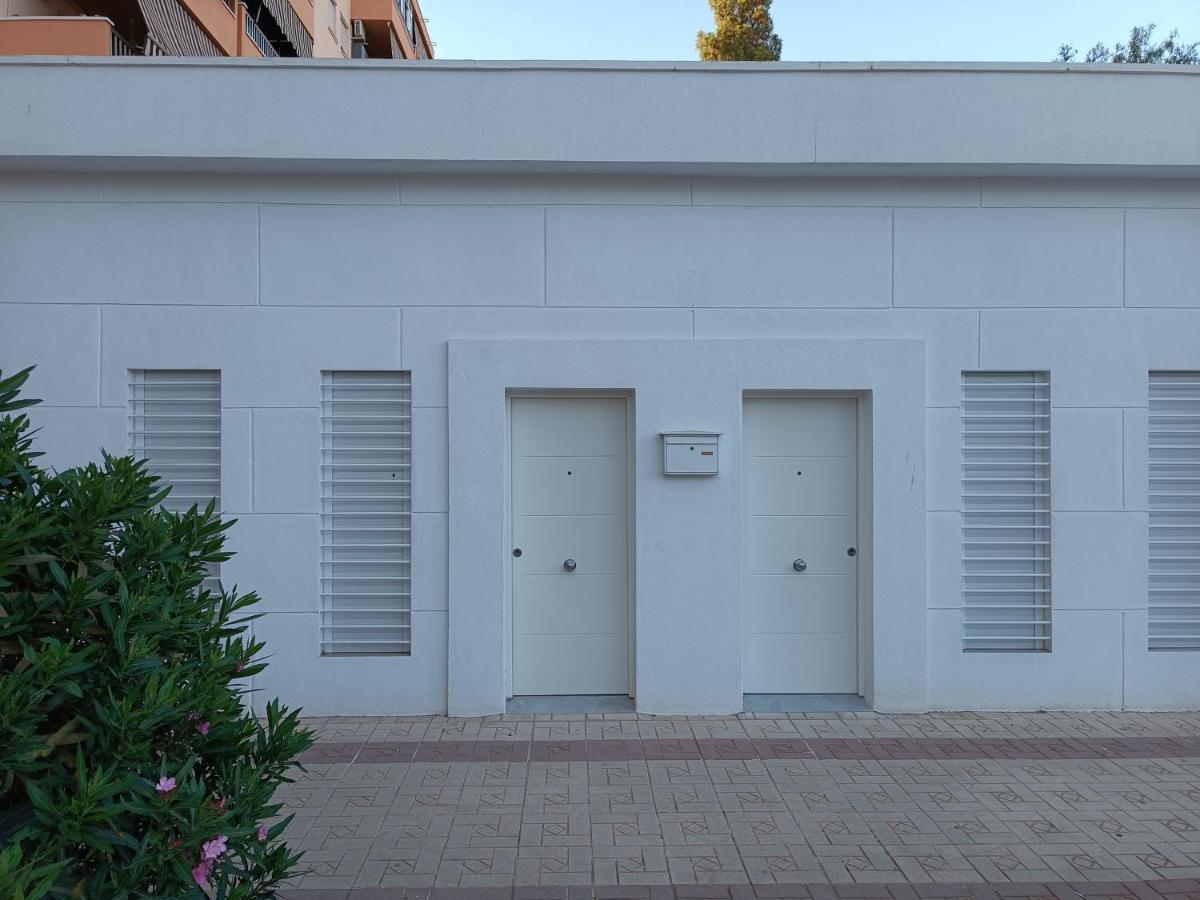 Apartamentos Los Guindos Malaga Ngoại thất bức ảnh